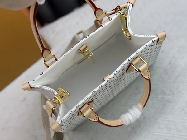 3年間の人気バッグを振り返る｜定番と注目モデル 素材・金具・開口部のディテール
